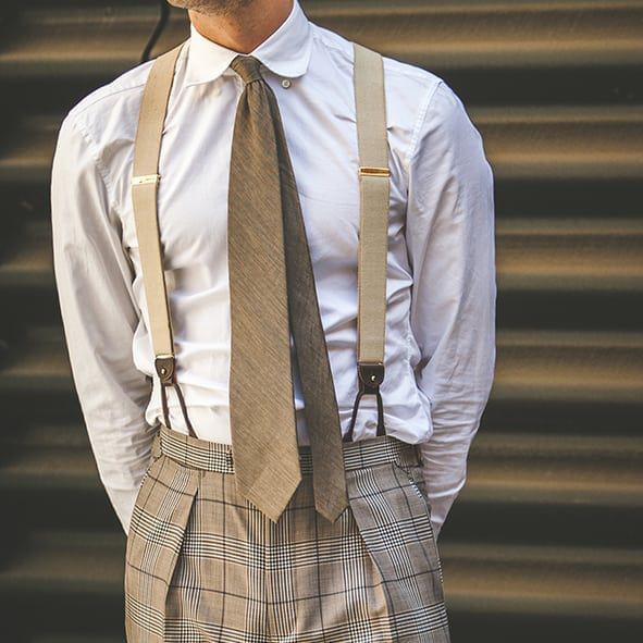 Gabriel-Cohen-Hansson-in-the-beige-braces-from-Albert-Thurston