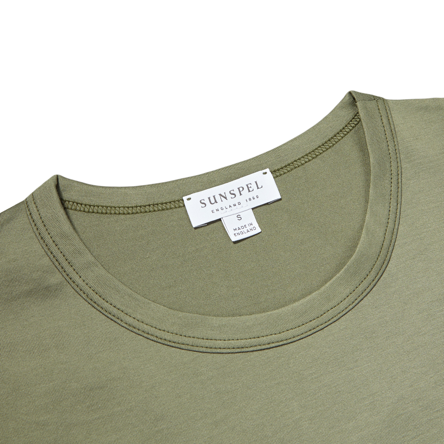 green t shirt collar